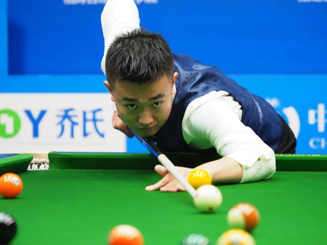 才年轻球员 才年轻球员