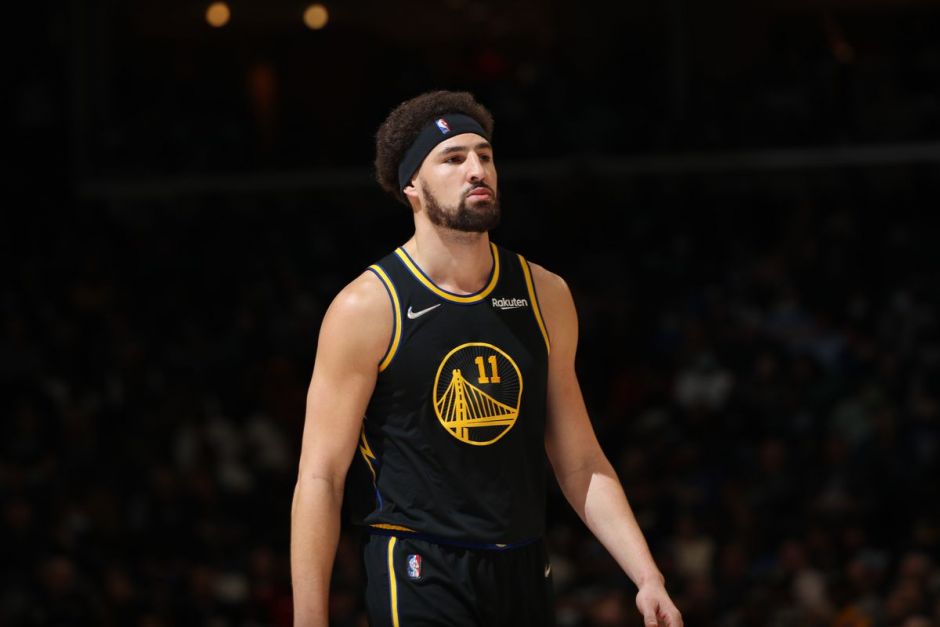 一支球队虽 一支球队虽