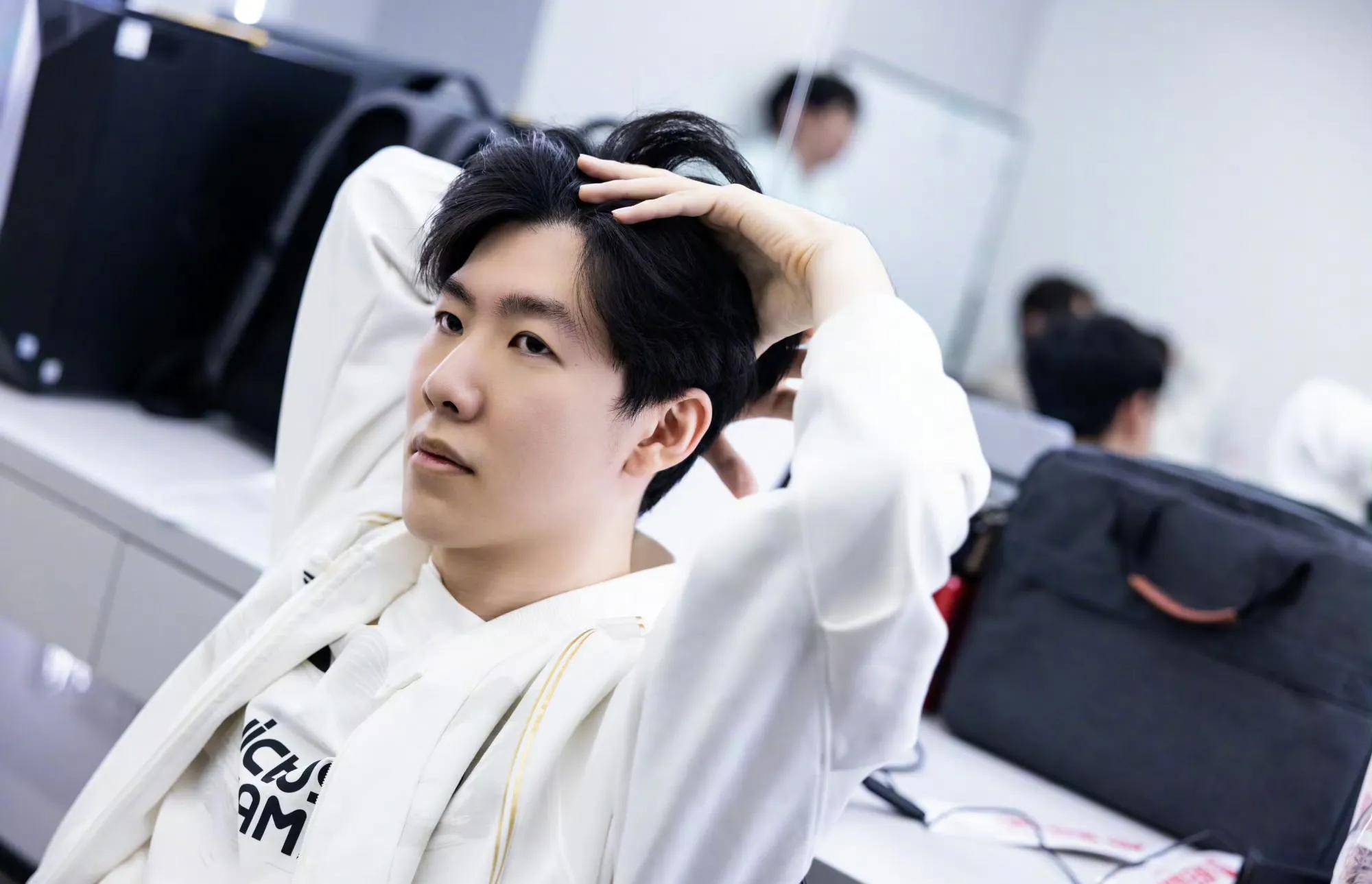 的交锋中 的交锋中